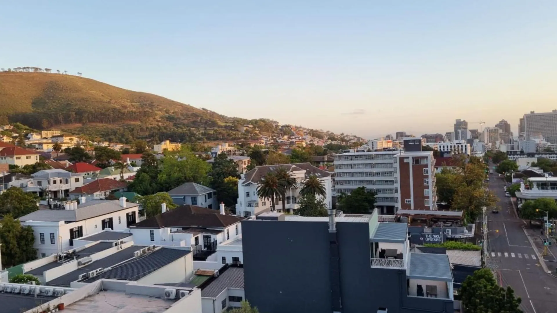 Kloof Street Apartment Central City With Parking Città del Capo